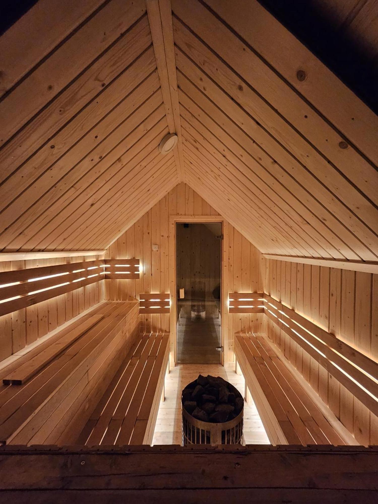 Goralska 2 Highland - Split Ac, Jacuzzi, Sauna, Private Parking, Mountains View, Garden, Chalet *