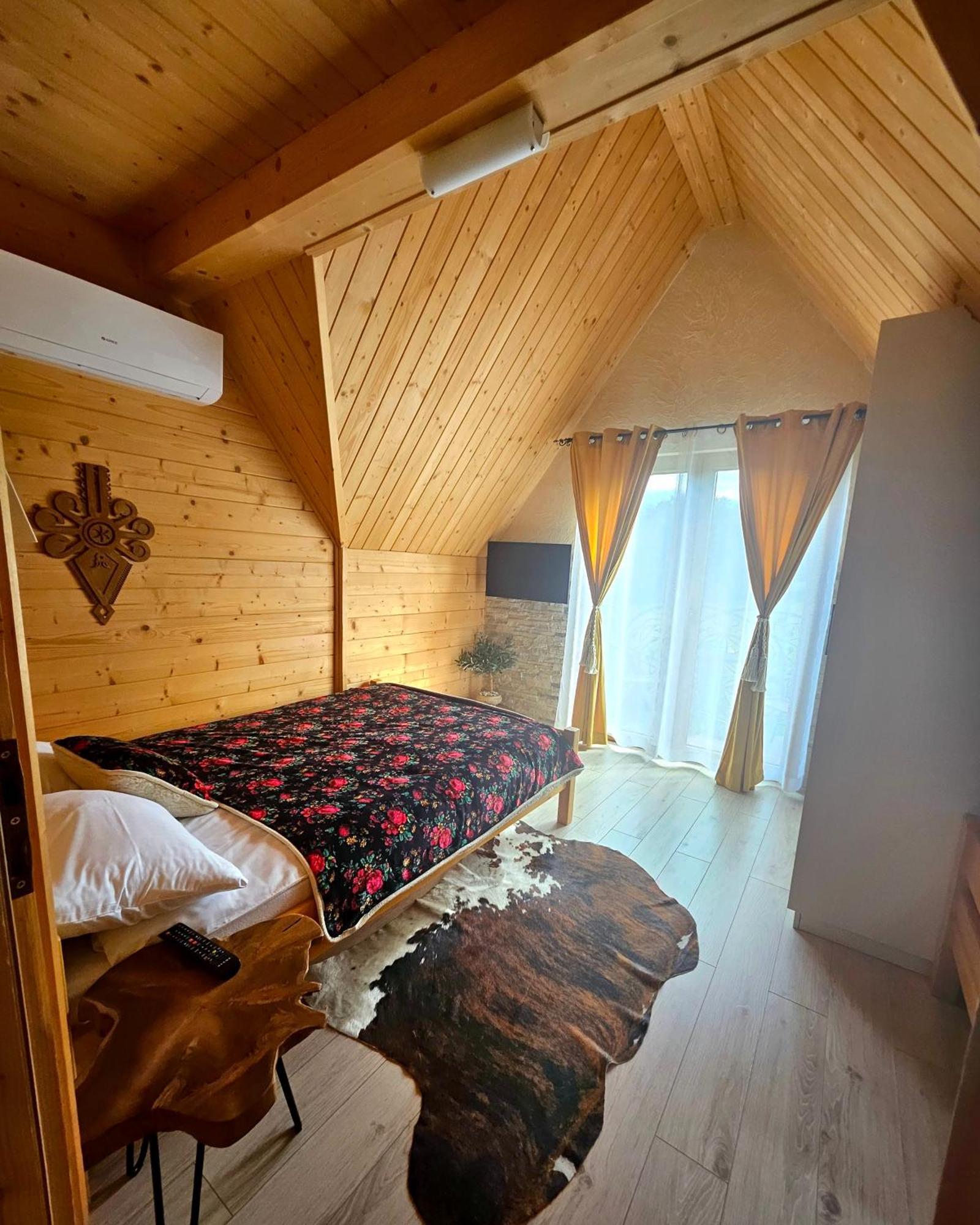 Góralska Chatka w Zakopanem *