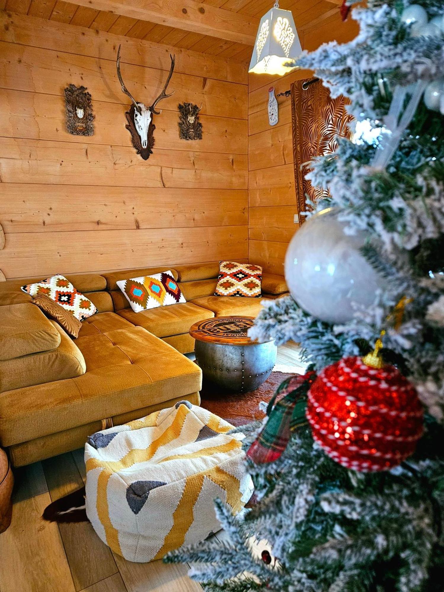 Góralska Chatka w Zakopanem Domek alpejski