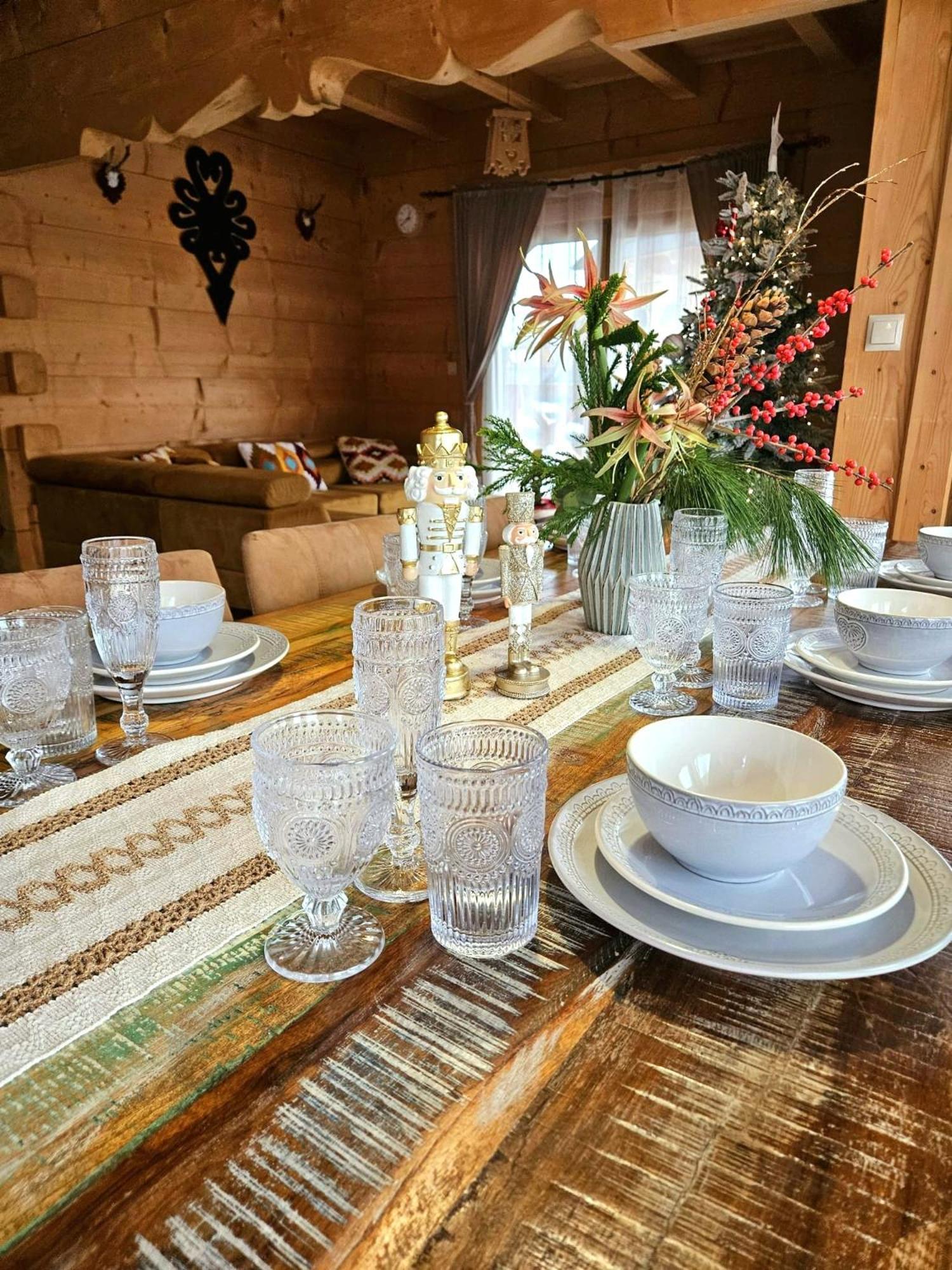 Goralska Chatka 2 Highland Cottage - Split Ac, Jacuzzi, Sauna, Private Parking, Mountains View, Garden, Zakopane Chalet *